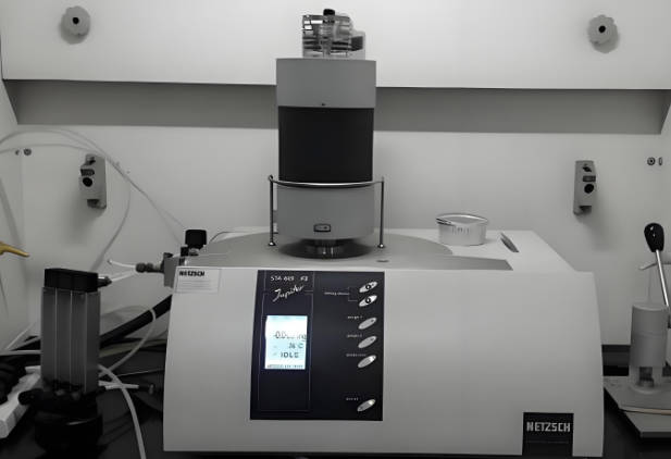 DSC Differential Scanning Calorimeter for thermal analysis